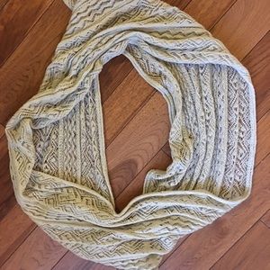 Infinity scarf